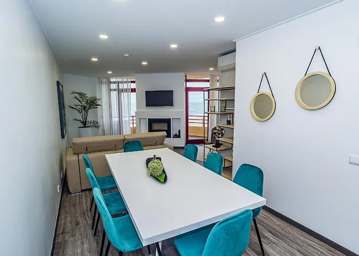 Atlantic Sun House 公寓 *